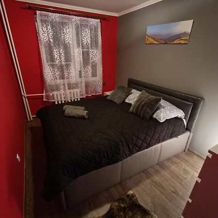 Apartament Przy Dworcu W Sanoku Luaran gambar